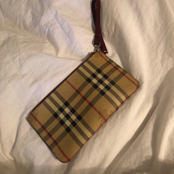 Authentic Burberry Wristlet - Picture 2 of 14
